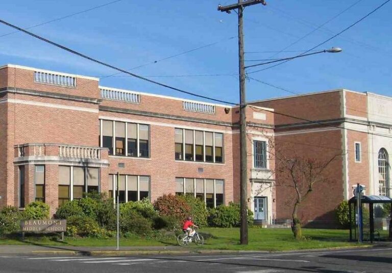 Beaumont Middle School-Portland, Oregon | SAFTI FIRST